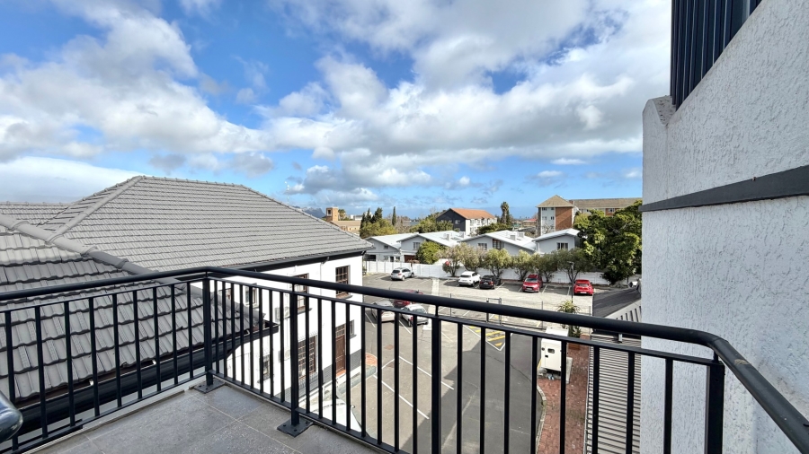 2 Bedroom Property for Sale in Somerset West Western Cape